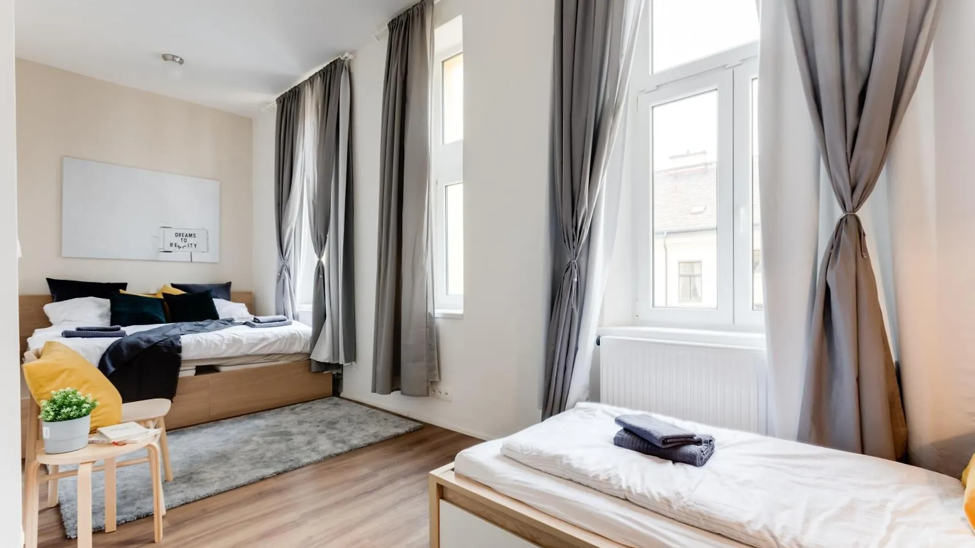 Lovely 2Bds Apt In The Center - Stp7 Prague Apartment