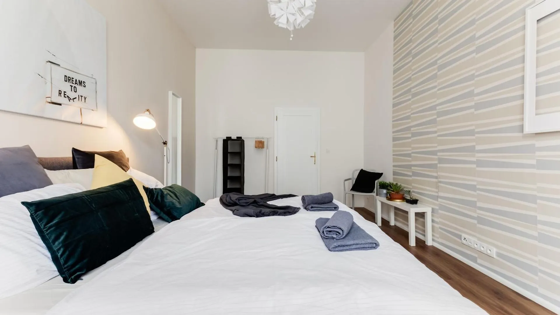 公寓 Lovely 2Bds Apt In The Center - Stp7 布拉格 捷克